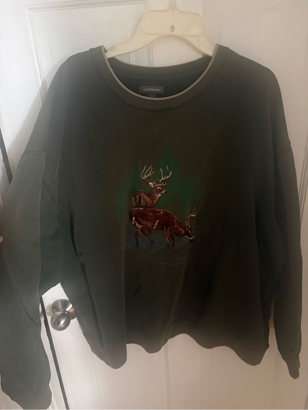 croft & barrow Olive Green Crewneck Sweatshirt with Deer Graphic